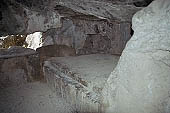 The shrine of Qenqo (Cusco), the underground chamber